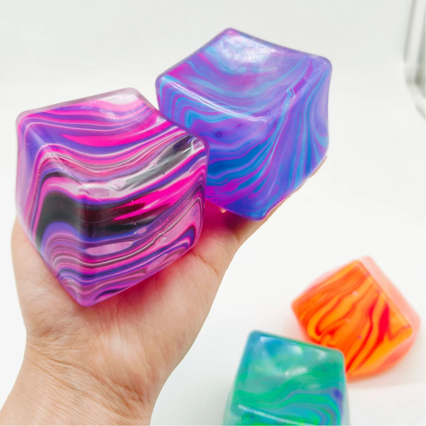 Needoh Soft and Glutinous Sens - Fidget Cube Original review and price